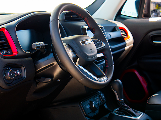 JEEP RENEGADE TRAILHAWK (2J92)