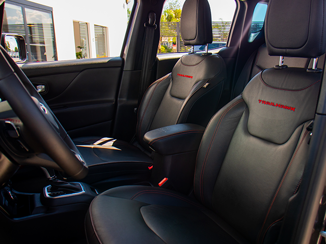 JEEP RENEGADE TRAILHAWK (2J92)